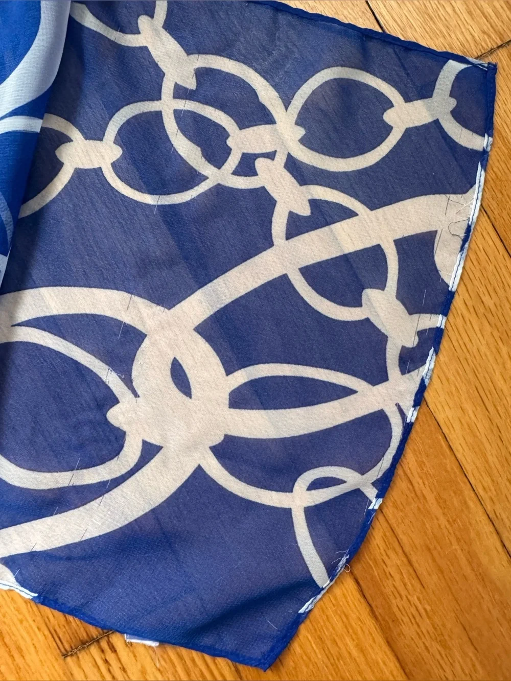 Vintage and white chain pattern scarf